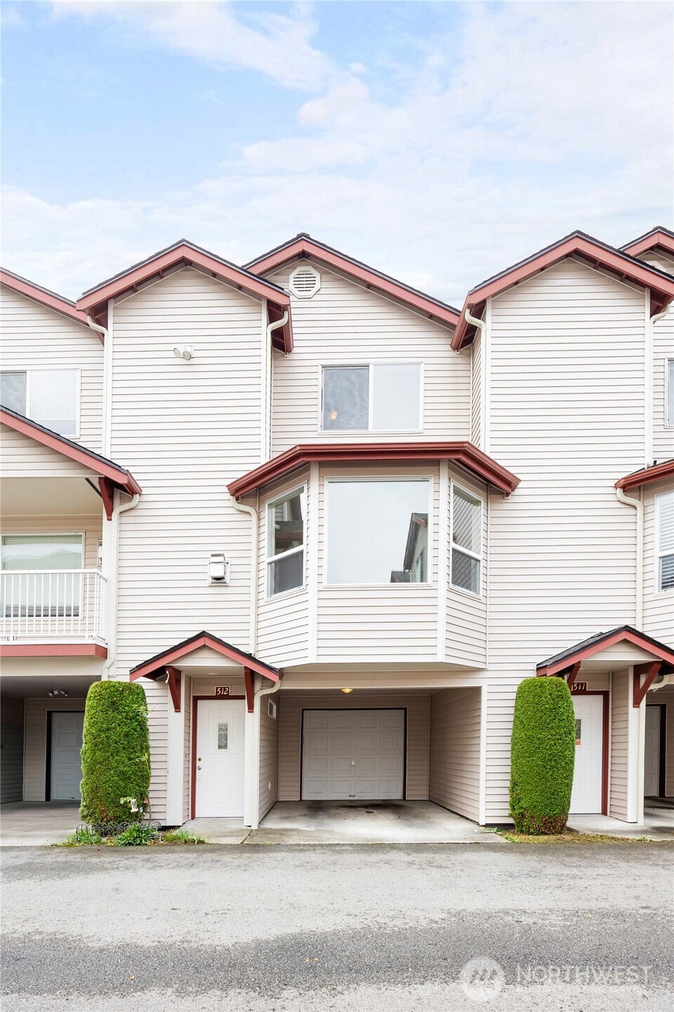 8823 Holly Drive Everett WA 98208