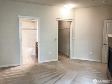 4321 Issaquah-pine Lake Road SE Sammamish WA 98075