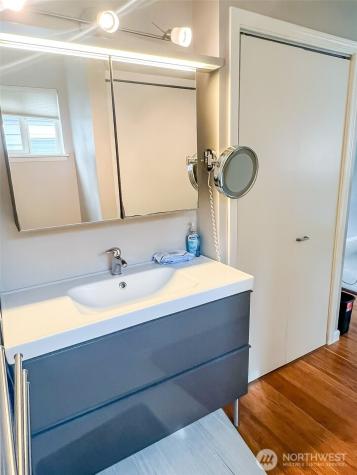 3838 Lake Washington Boulevard SE Bellevue WA 98006