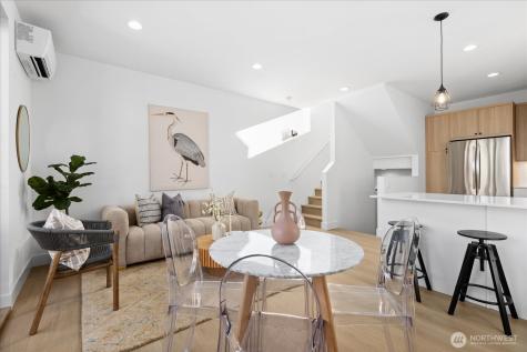 12044 Hiram Place NE Seattle WA 98125