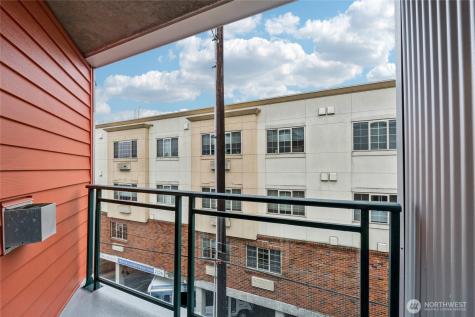 2331 42nd Avenue SW Seattle WA 98116