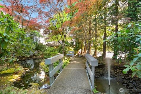 7930 SE 34th Street Mercer Island WA 98040