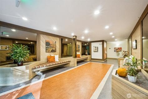 7930 SE 34th Street Mercer Island WA 98040