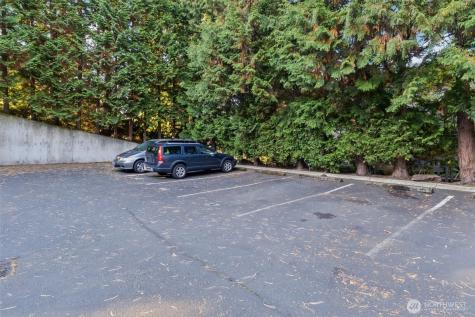 7930 SE 34th Street Mercer Island WA 98040