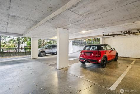 7930 SE 34th Street Mercer Island WA 98040