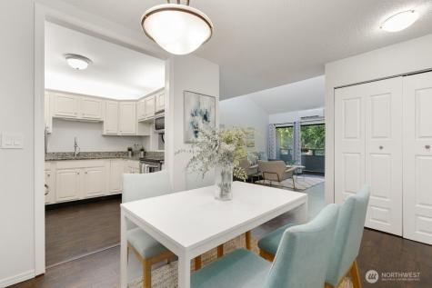 7930 SE 34th Street Mercer Island WA 98040