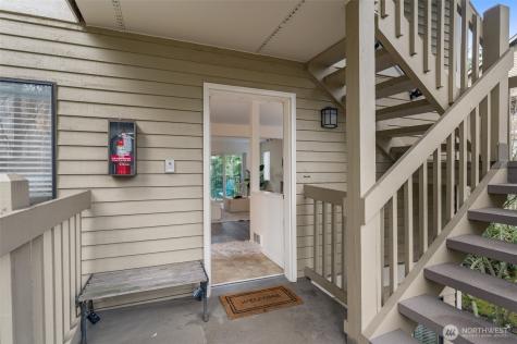 412 10th Street Kirkland WA 98033