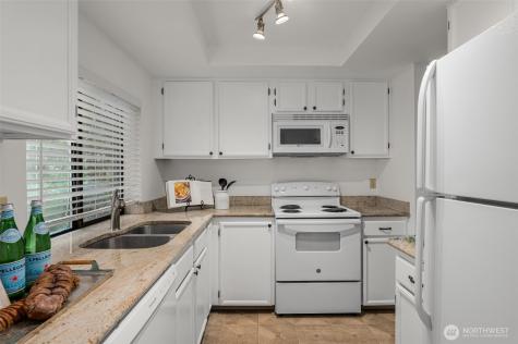 412 10th Street Kirkland WA 98033