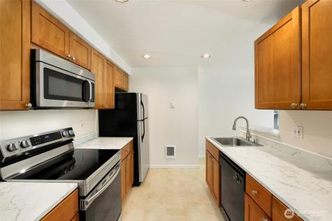 26221 116th Avenue SE Kent WA 98030