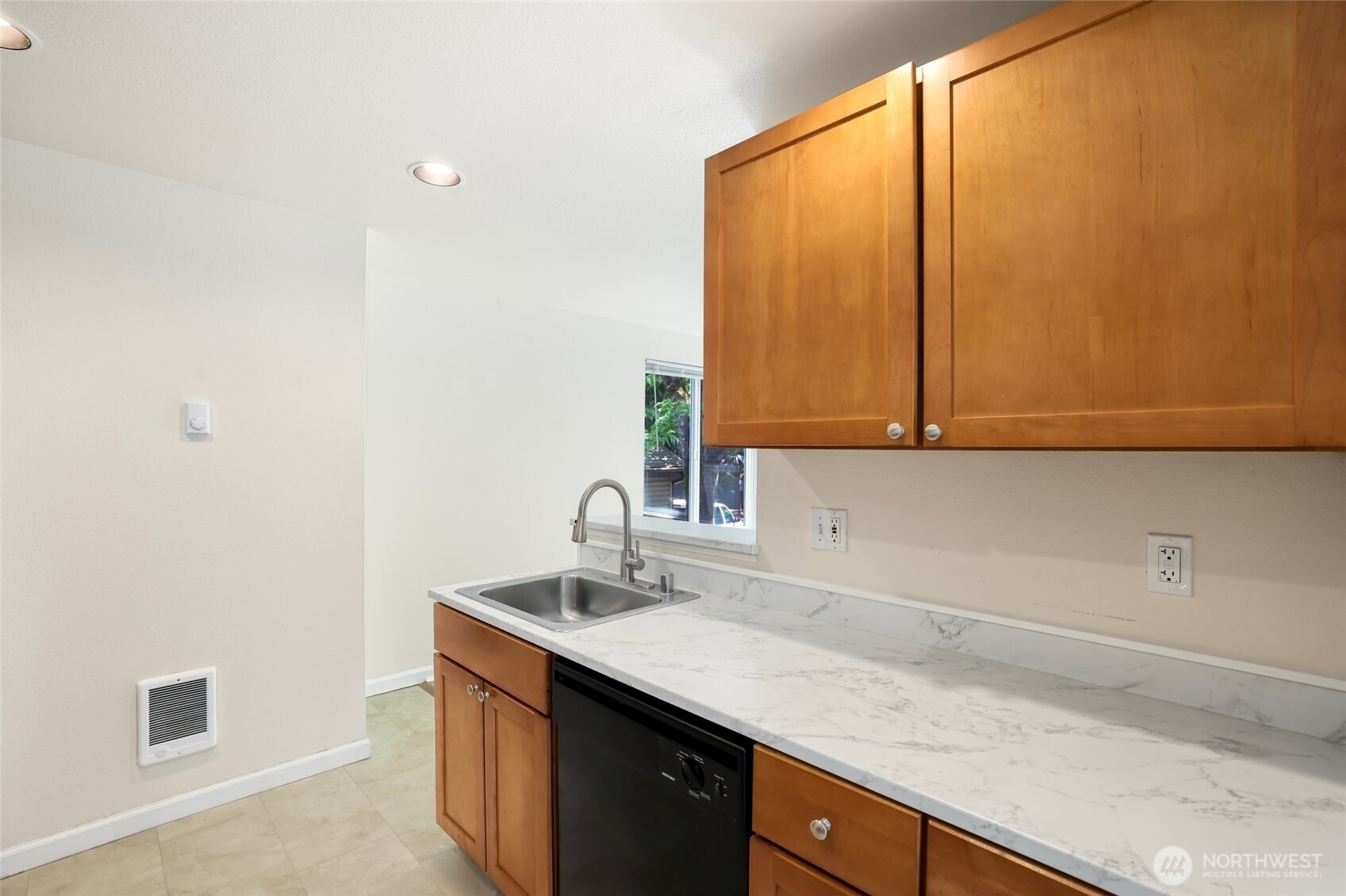 26221 116th Avenue SE Kent WA 98030