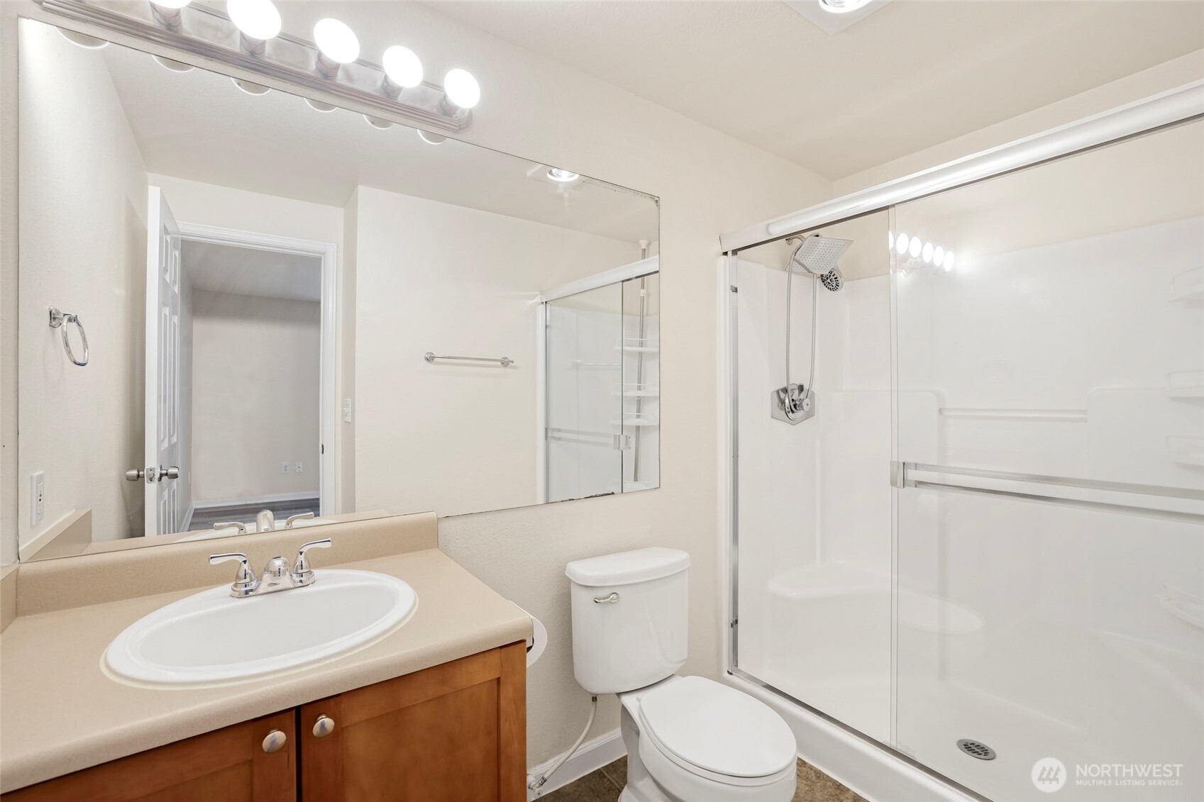 26221 116th Avenue SE Kent WA 98030