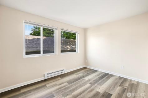 26221 116th Avenue SE Kent WA 98030