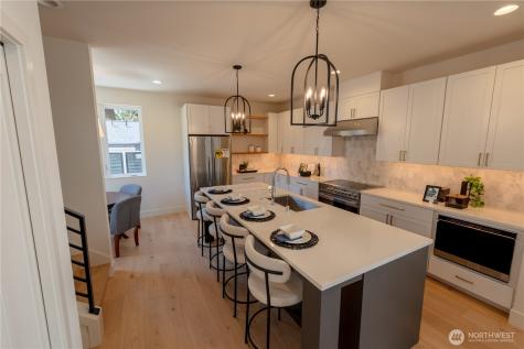 13540 39th Avenue NE Seattle WA 98125