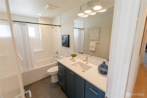 13540 39th Avenue NE Seattle WA 98125
