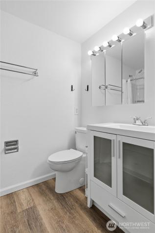 23321 Cedar Way Mountlake Terrace WA 98043
