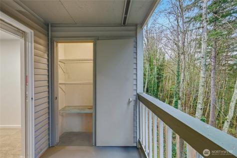 23321 Cedar Way Mountlake Terrace WA 98043