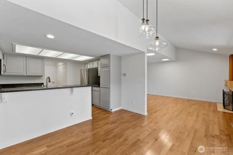 16132 SE 33rd Circle Bellevue WA 98008