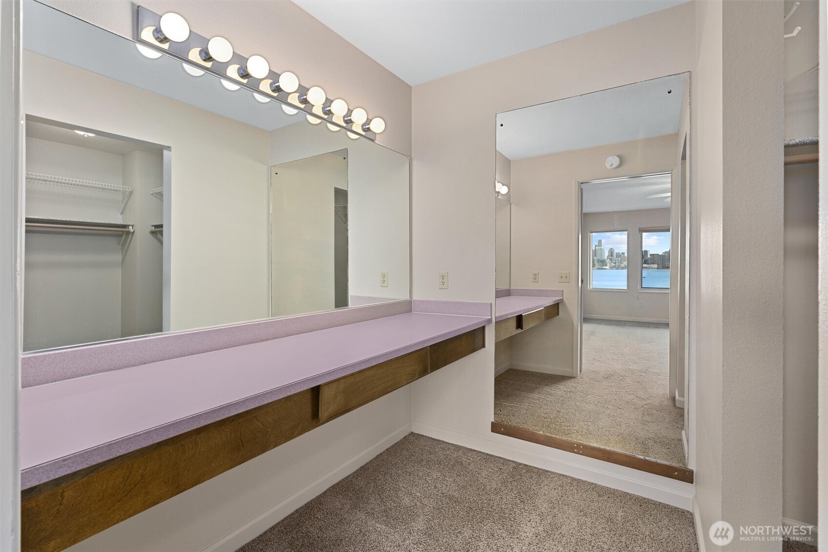 1737 Harbor Avenue SW Seattle WA 98126