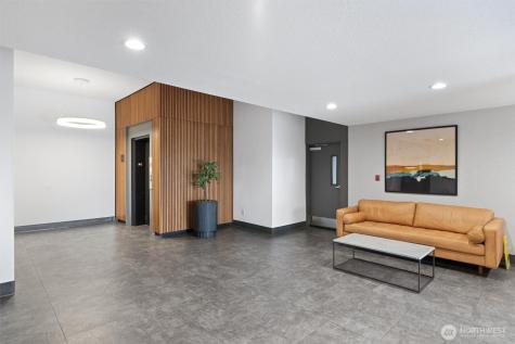 1737 Harbor Avenue SW Seattle WA 98126