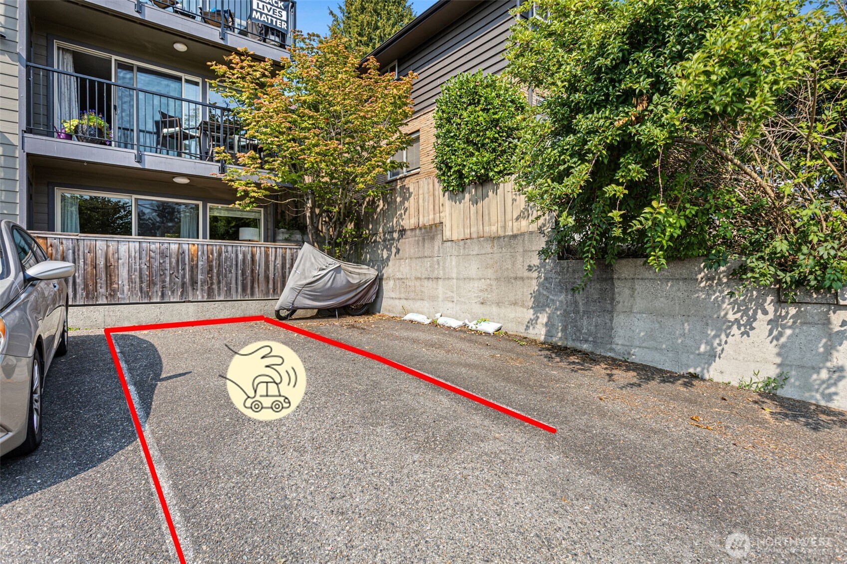 4219 Whitman Avenue N Seattle WA 98103
