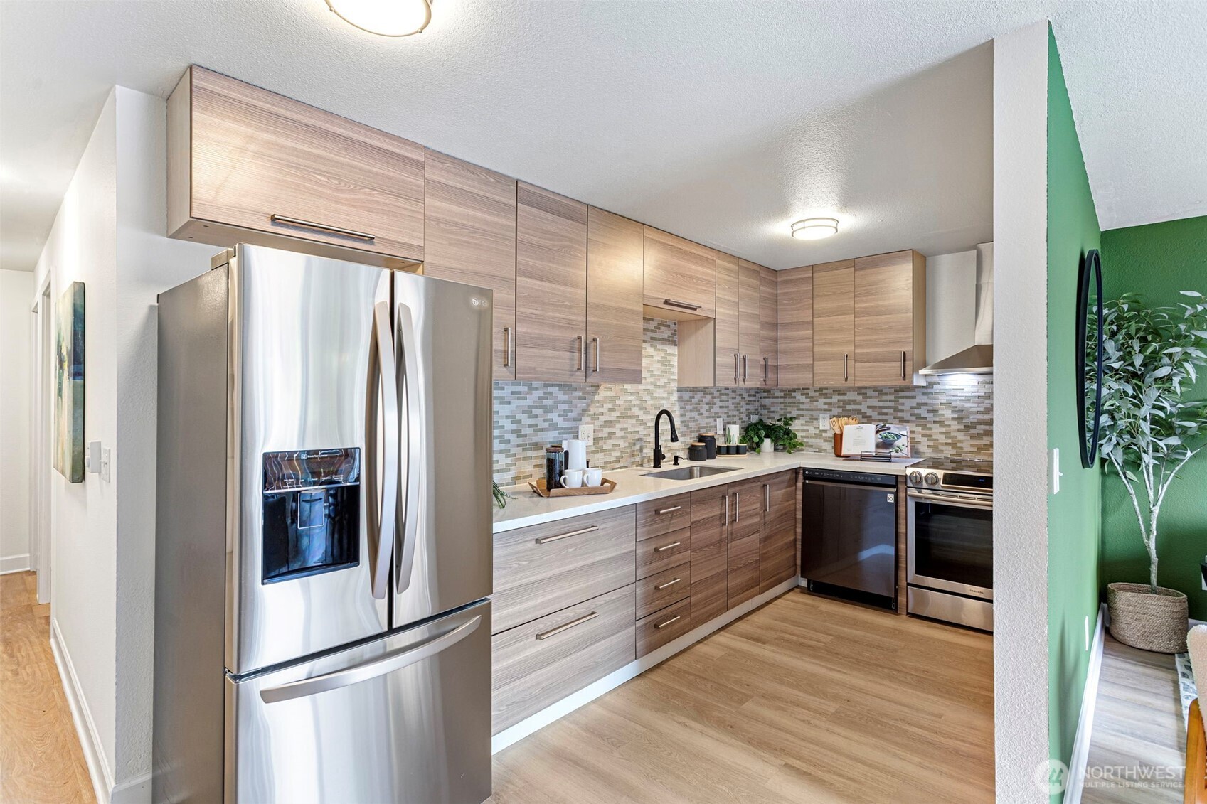 4219 Whitman Avenue N Seattle WA 98103