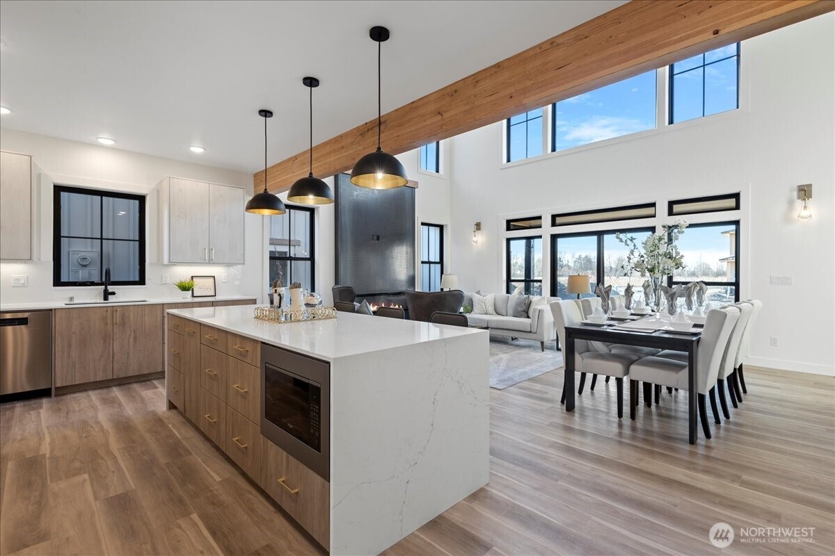 211 Pebblebrook Drive Lynden WA 98264