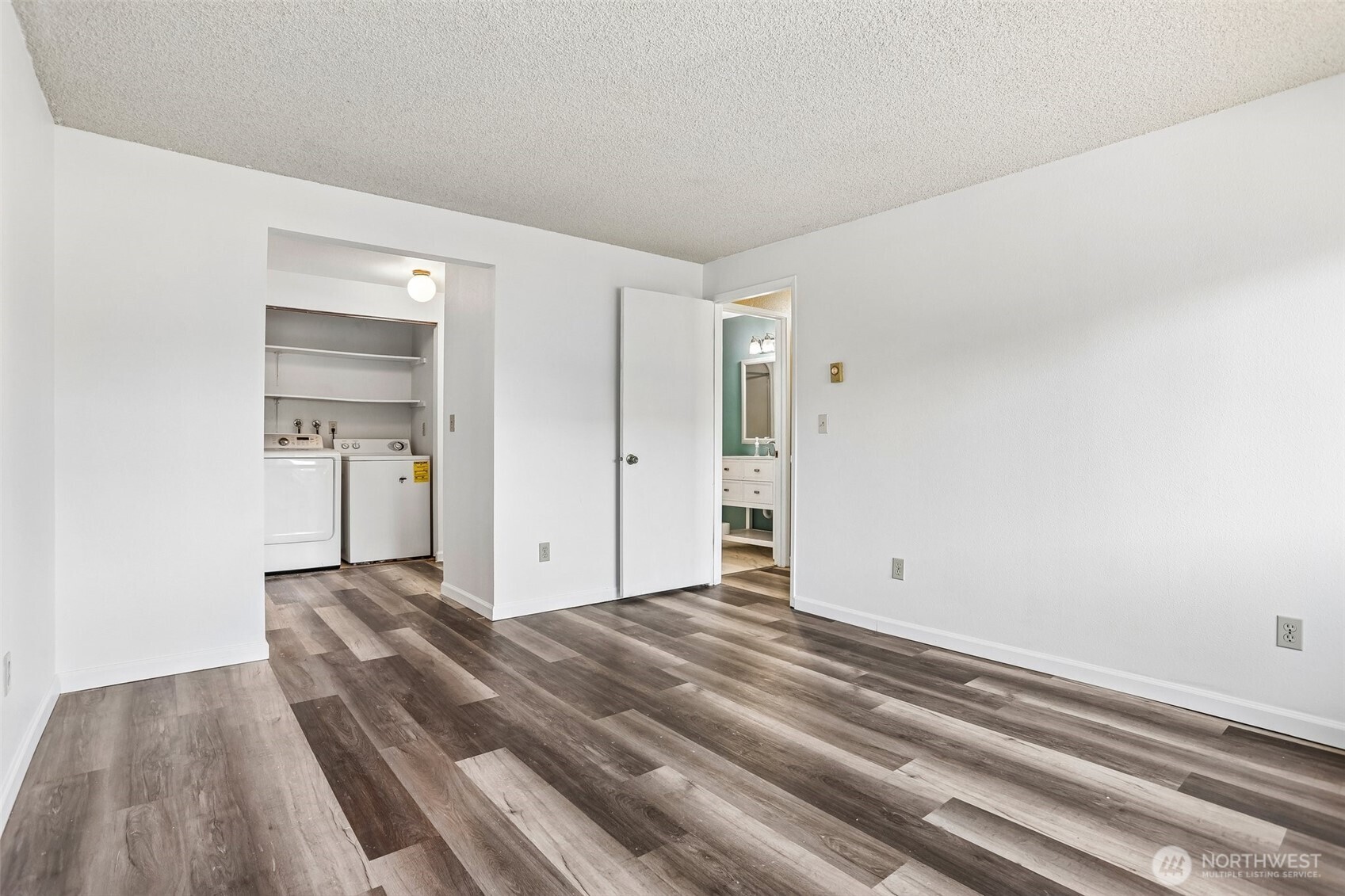 8312 27th W Tacoma WA 98466