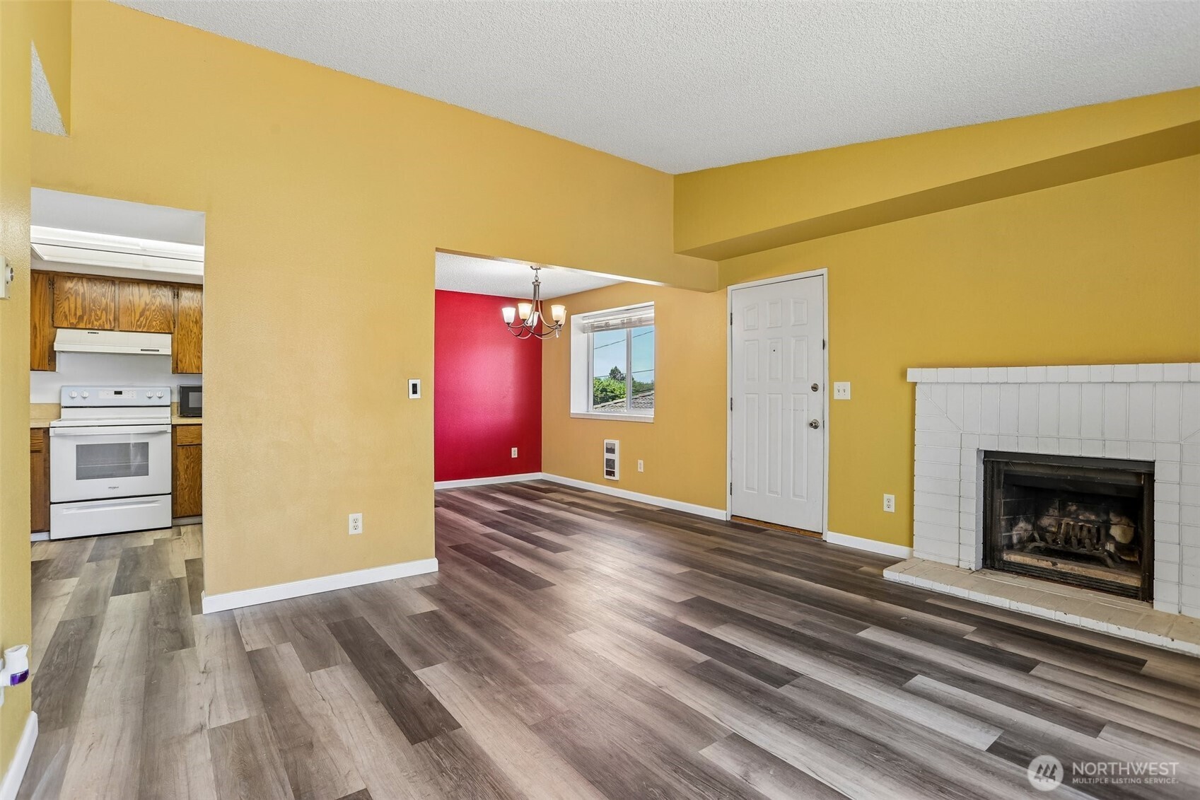 8312 27th W Tacoma WA 98466