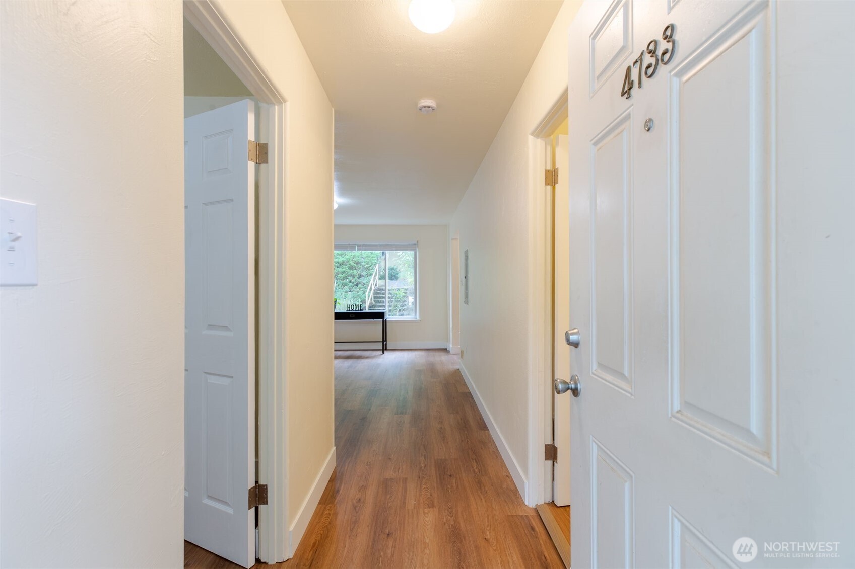4733 Terrace Drive NE Seattle WA 98105