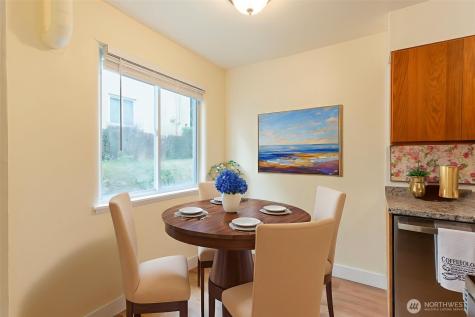 4733 Terrace Drive NE Seattle WA 98105