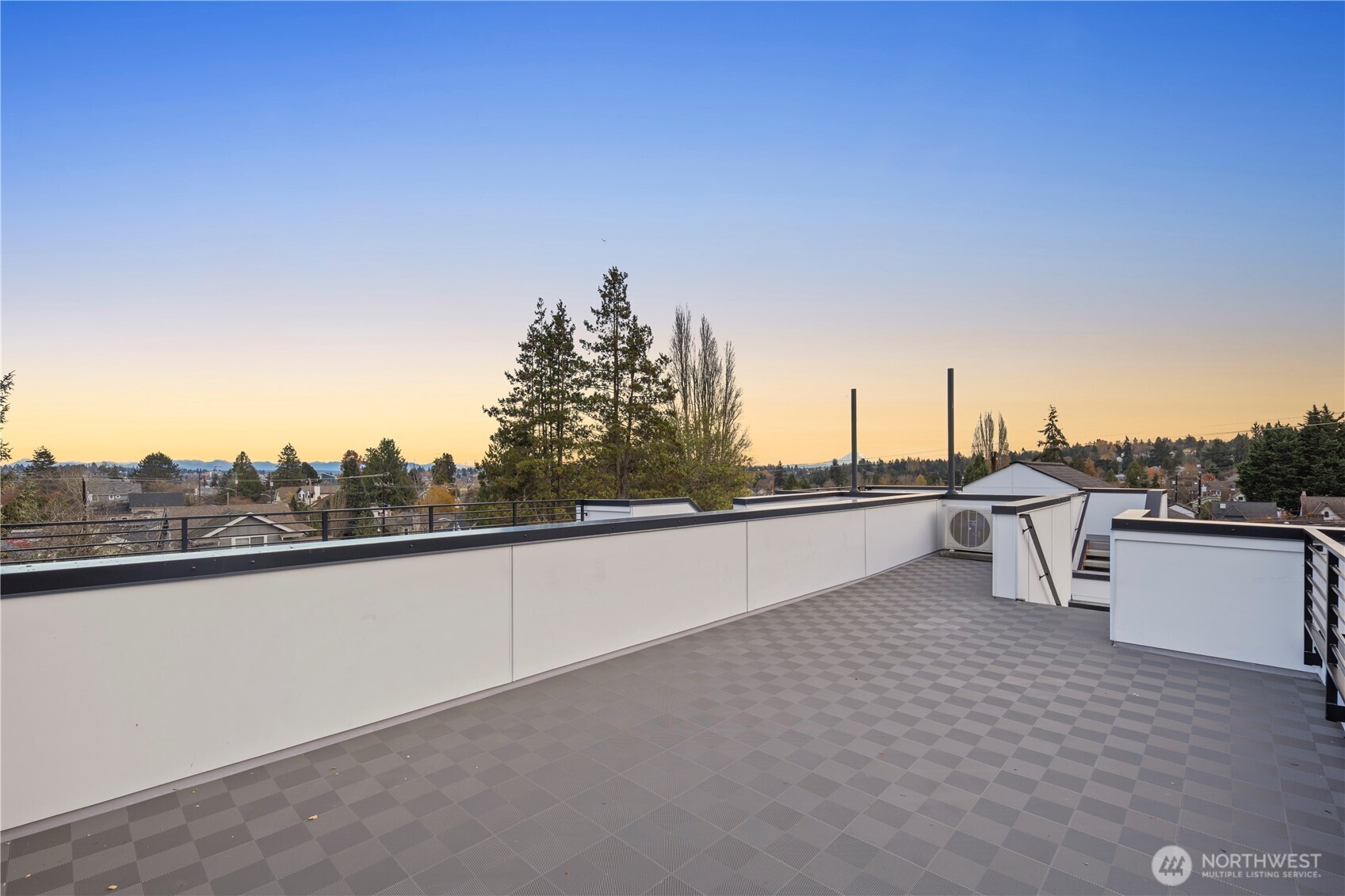 528 N 72nd Street Seattle WA 98103