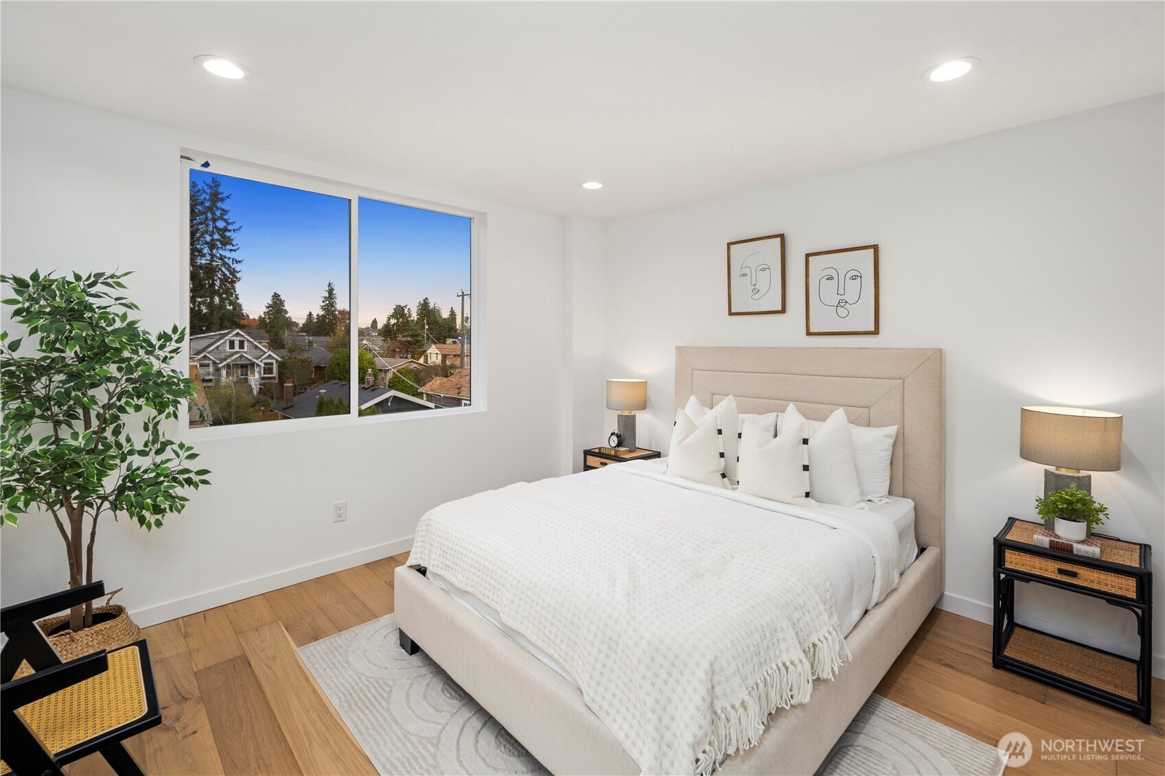 528 N 72nd Street Seattle WA 98103