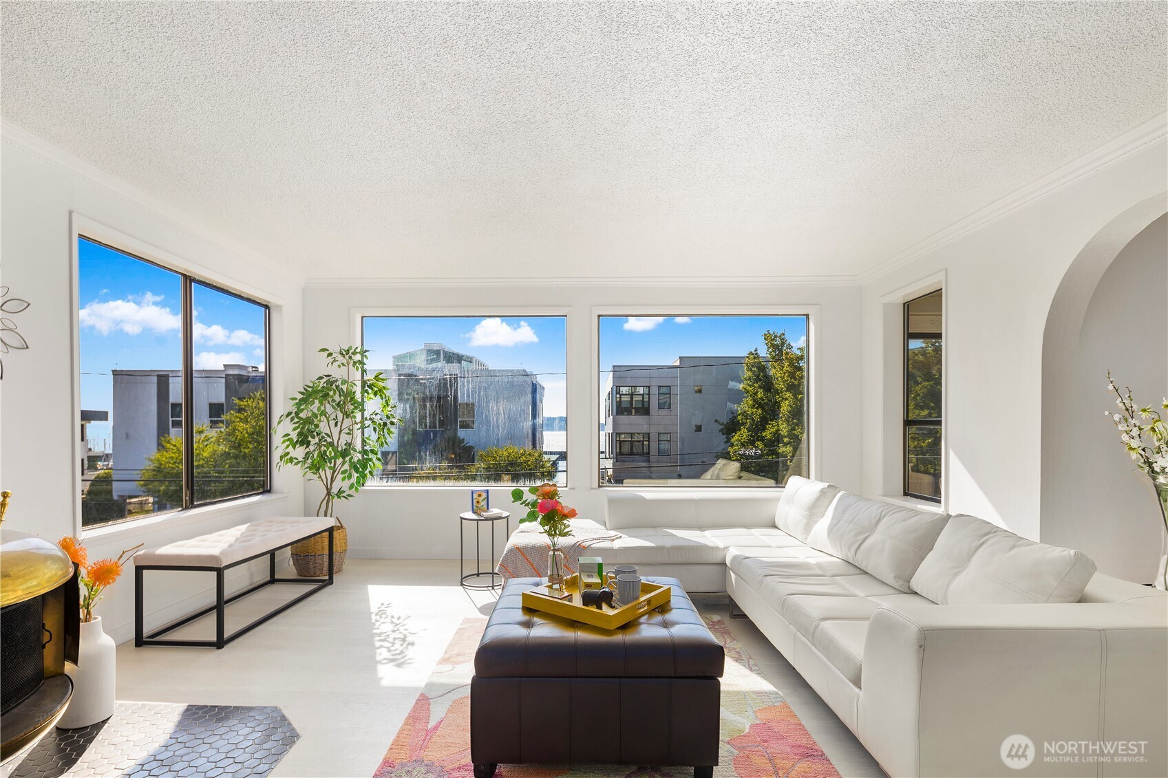 22532 6th Avenue S Seattle WA 98198