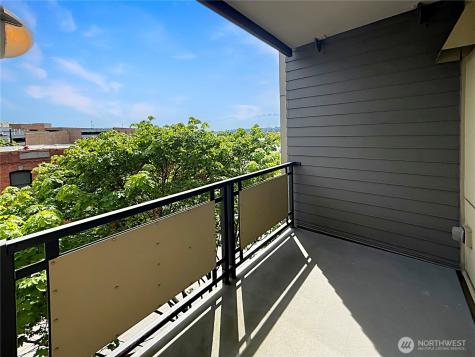 5440 NW Leary Way Seattle WA 98107