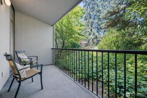 13932 NE 60th Street Redmond WA 98052