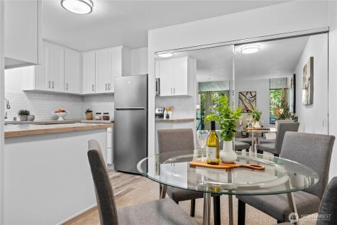 13932 NE 60th Street Redmond WA 98052