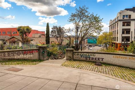 2607 Western Avenue Seattle WA 98121