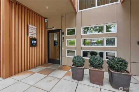 4020 Aurora Avenue N Seattle WA 98103