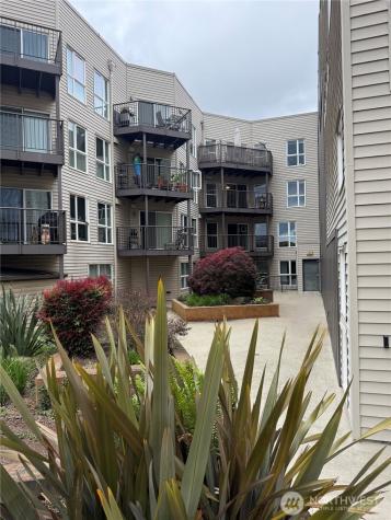 4020 Aurora Avenue N Seattle WA 98103