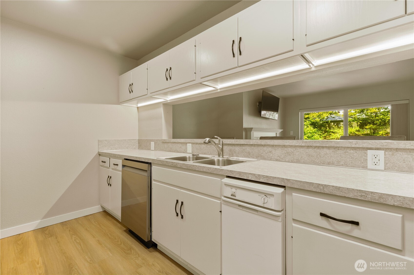 2021 N Laventure Road Mount Vernon WA 98273