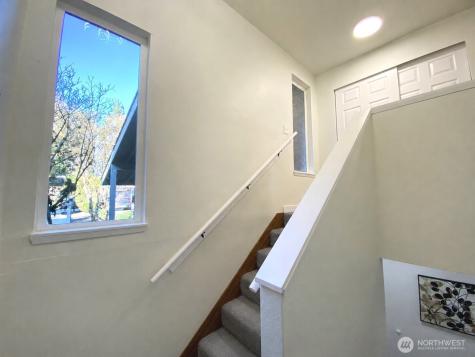 9302 Redmond Woodinville Rd NE Redmond WA 98052