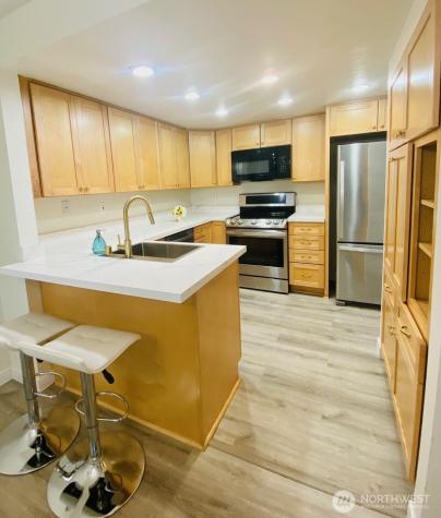 9302 Redmond Woodinville Rd NE Redmond WA 98052
