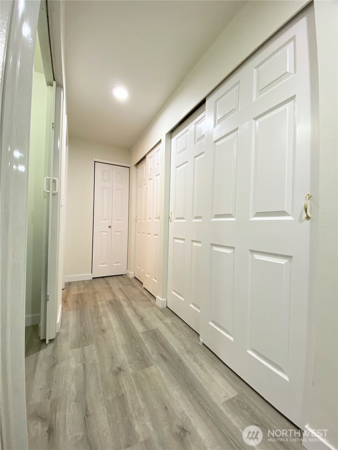 9302 Redmond Woodinville Rd NE Redmond WA 98052