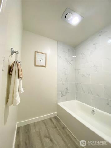 9302 Redmond Woodinville Rd NE Redmond WA 98052