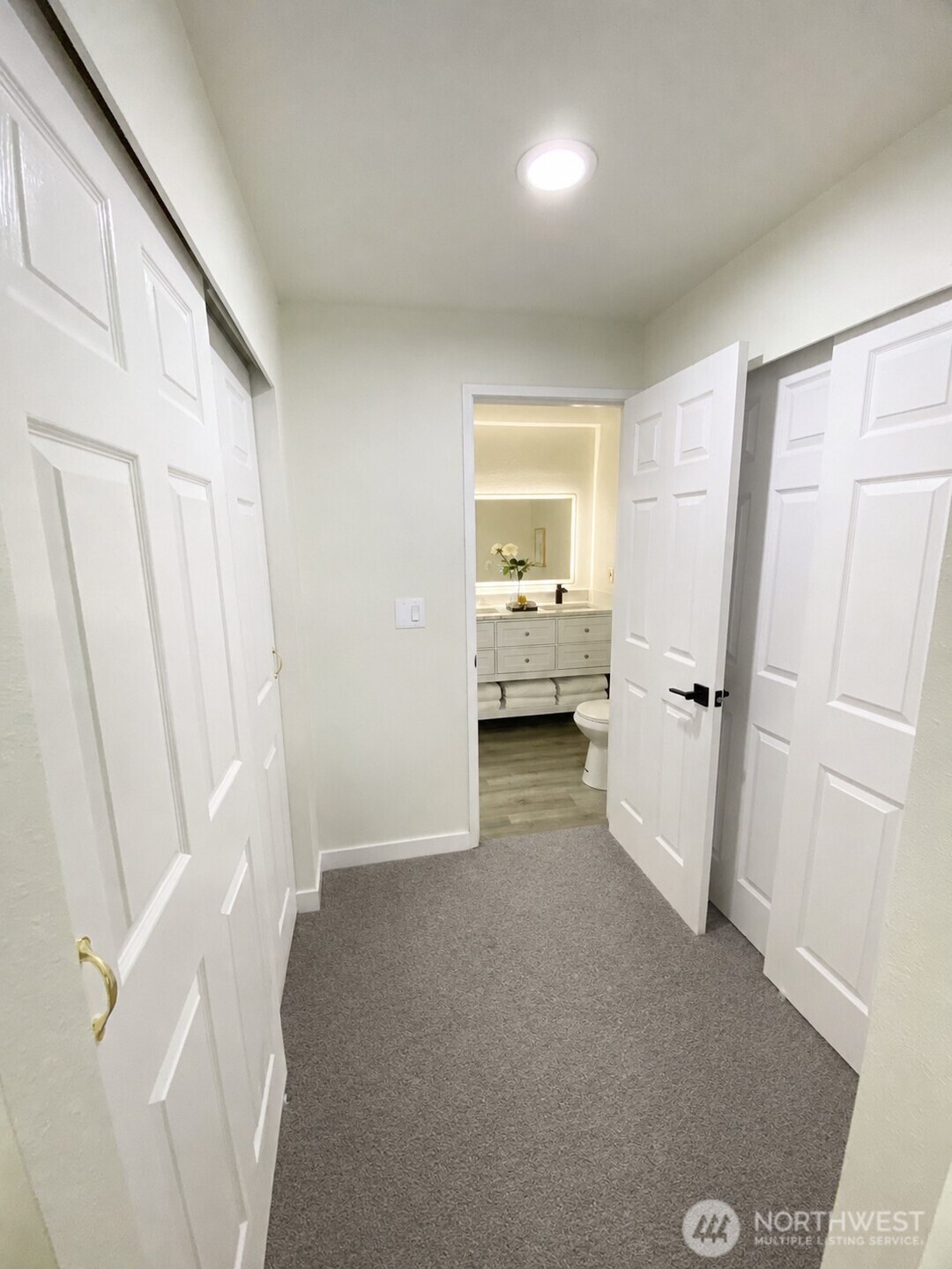 9302 Redmond Woodinville Rd NE Redmond WA 98052