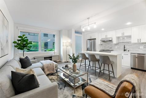 76 Cedar Street Seattle WA 98121