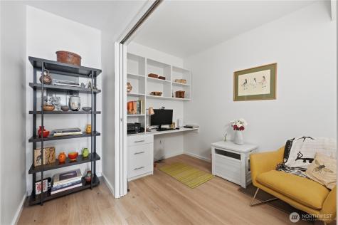 76 Cedar Street Seattle WA 98121