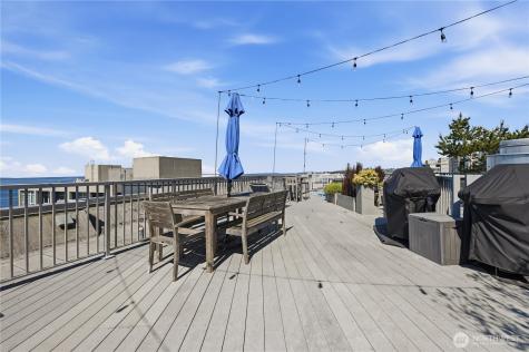 76 Cedar Street Seattle WA 98121