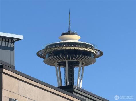 76 Cedar Street Seattle WA 98121