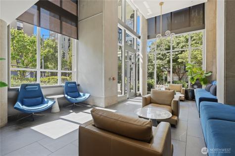 76 Cedar Street Seattle WA 98121